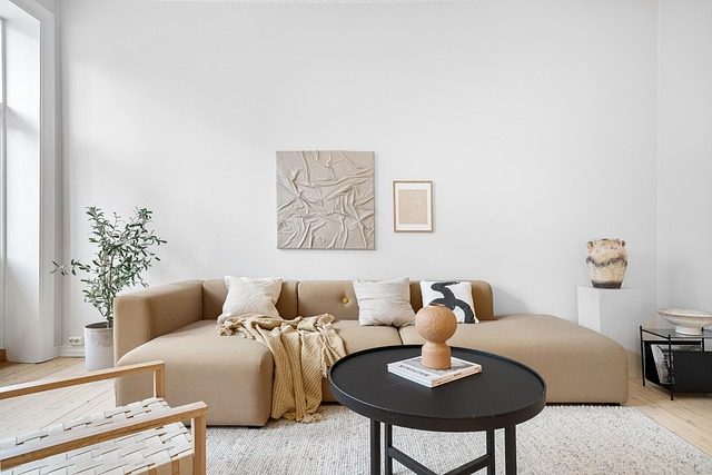 Riverside Apartment, Unit 4B